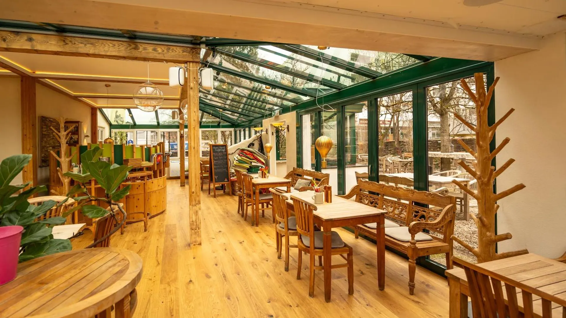 Landhaus Hotel Wolfratshausen Germany
